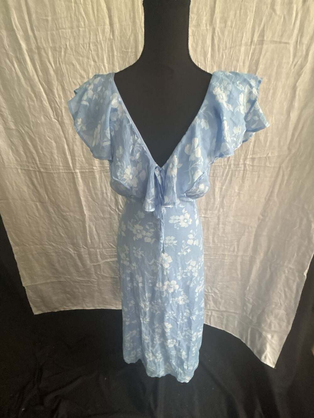 Old Navy Blue Floral Ruffle-Sleeve Midi Dress